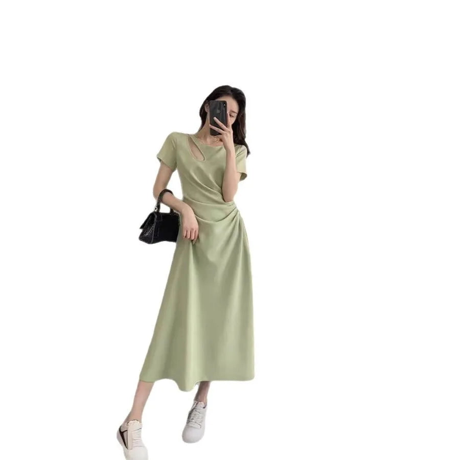 【New style】2026 summer new dress, women's hollow French temperament, slimming design, waist waist, Hepburn style long dress, su