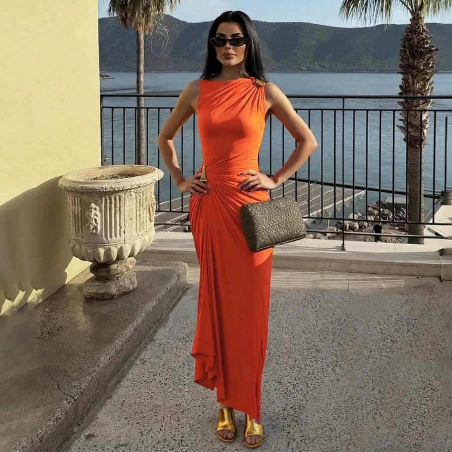 【New style】New European and American - women's clothing fashionable sexy slim metal decoration bag hip pleated sleeveless dress