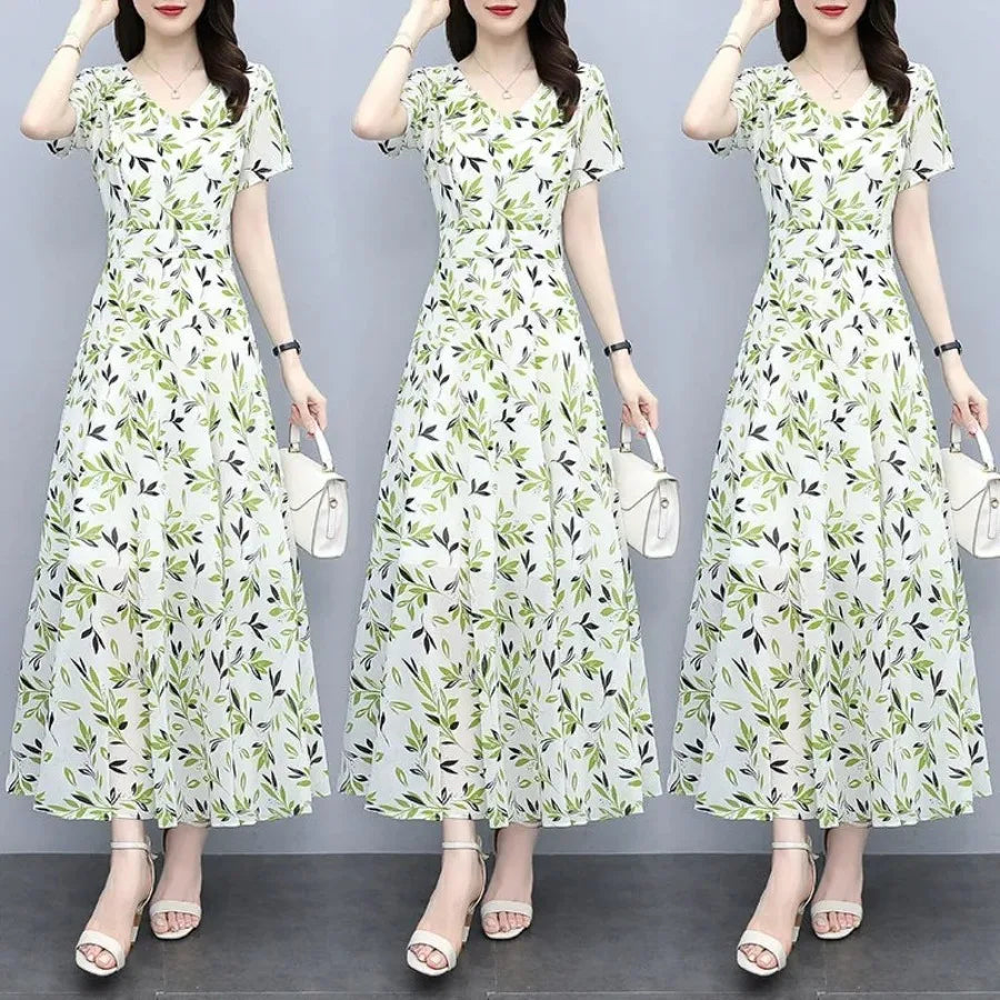 【New style】Summer clothes, new style, medium and long, above the knee, large floral fashion dress, women, waist, slimming, larg