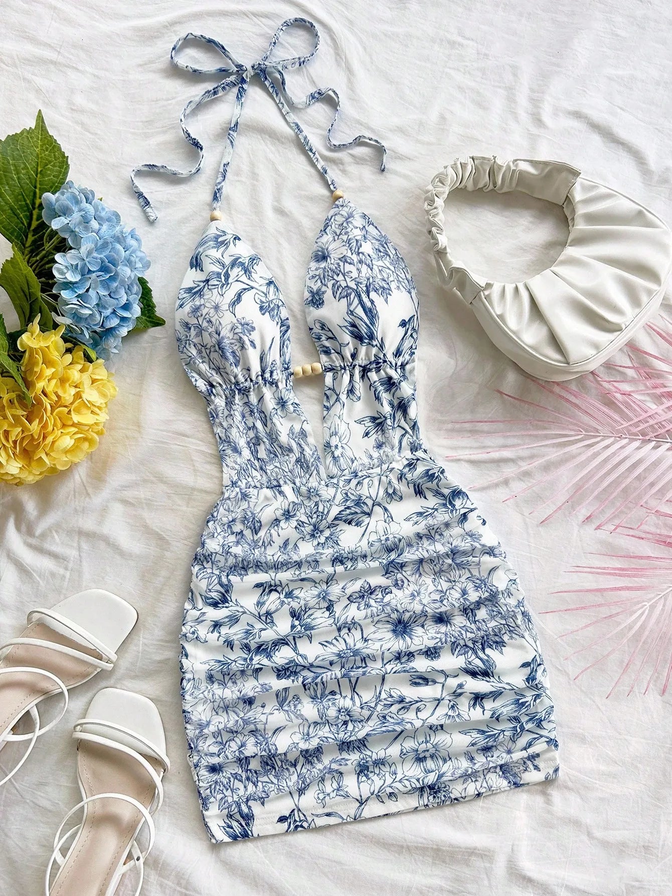 Soleia Women's Vacation Blue & White Floral Print Deep V Neck Tie Strap Backless Ruched Bodycon Mini Dress, Suitable For Party,